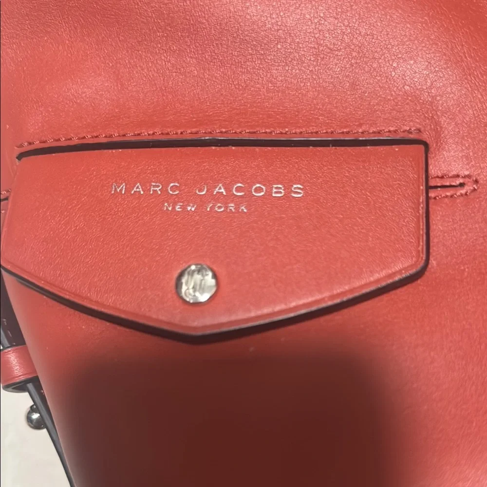 Marc Jacobs The Sling Convertible Leather Copper Bag - Picture 2 of 7